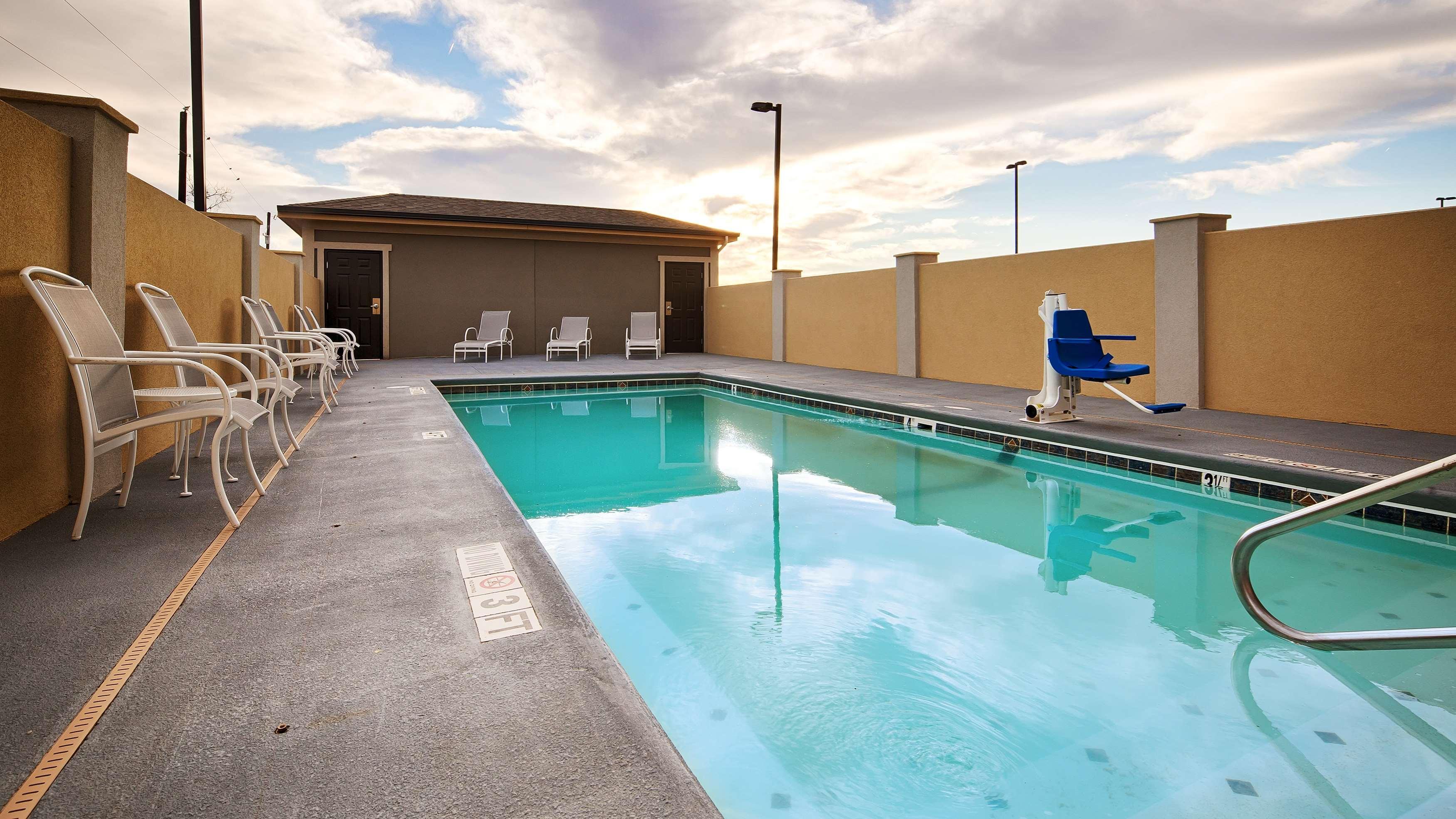 Best Western Los Alamitos Inn & Suites Exterior foto