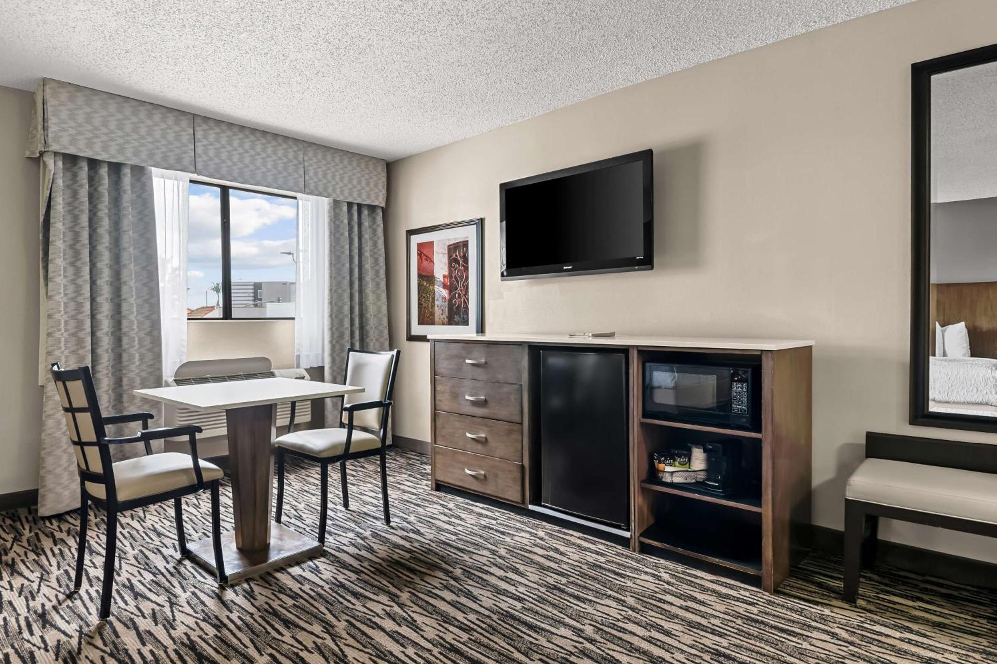 Best Western Los Alamitos Inn & Suites Exterior foto