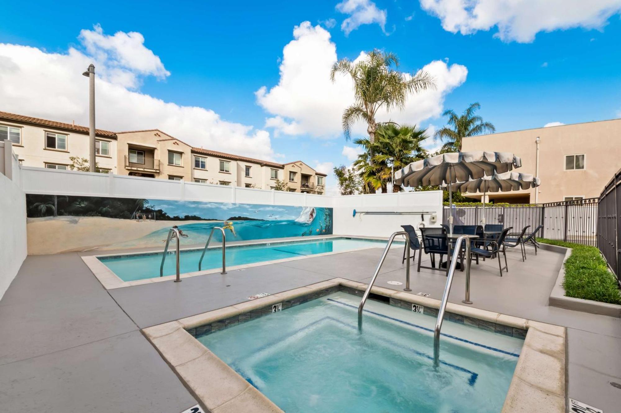 Best Western Los Alamitos Inn & Suites Exterior foto